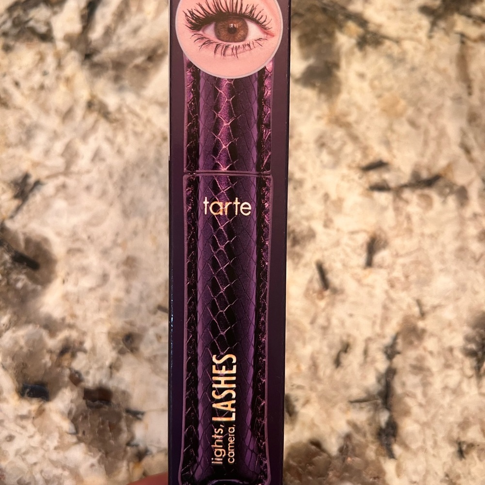 Tarte lights camera lashes Lash-Enhancing Mascara